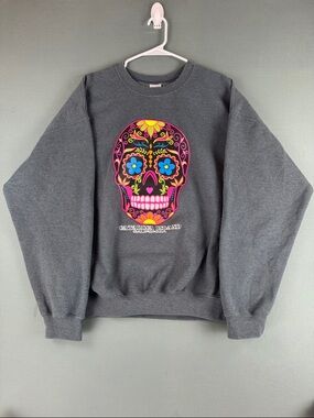 Dia De Los Muerto Gray Sugar Skull Graphic Sweatshirt